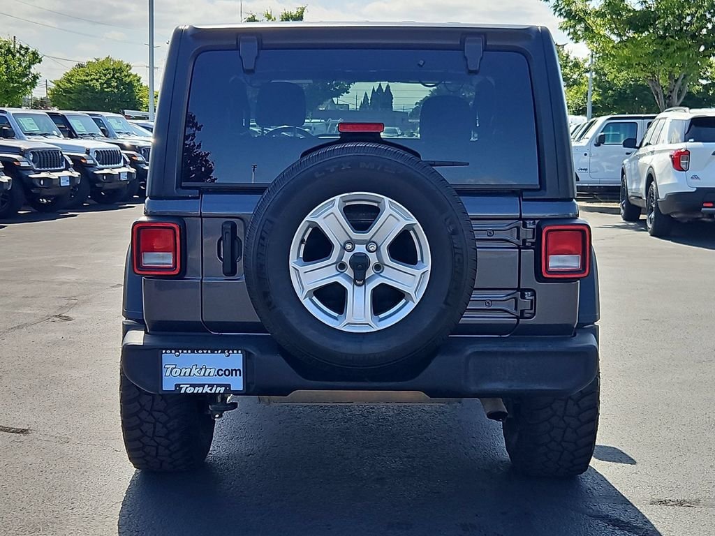Used 2023 Granite Crystal Metallic Clearcoat Jeep Sport S image 5