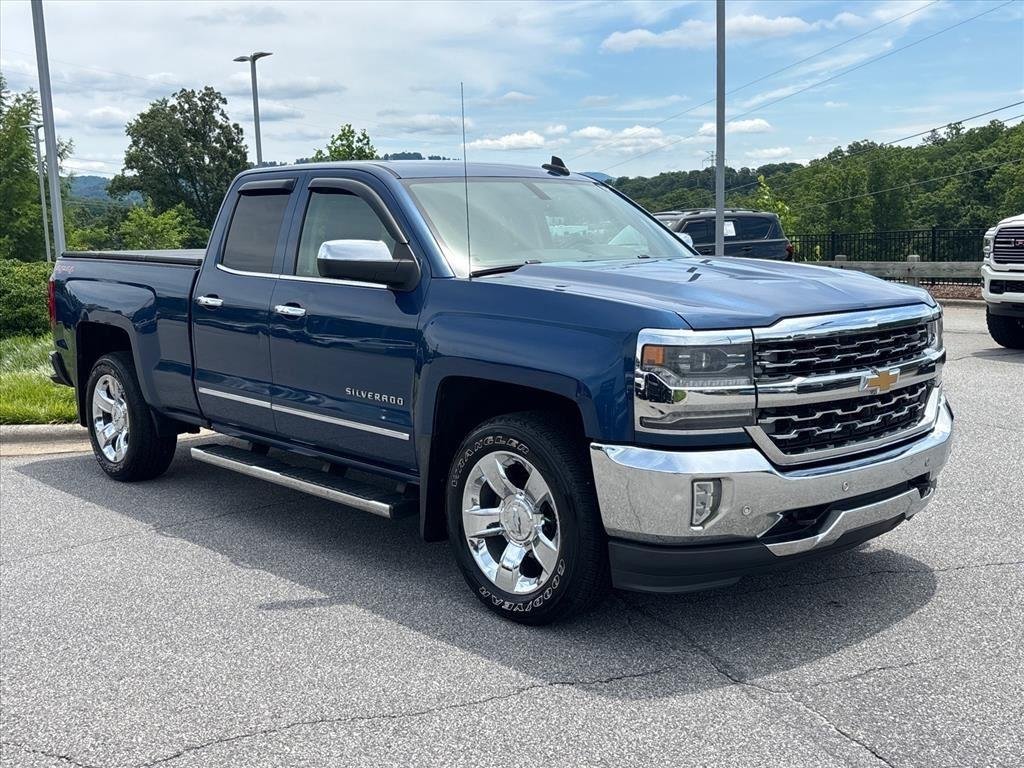 Used 2016 DEEP OCEAN BLUE METALLIC Chevrolet LTZ image 6