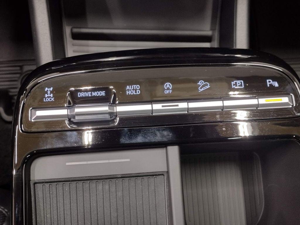 New 2026 White Pearl Hyundai Limited image 30