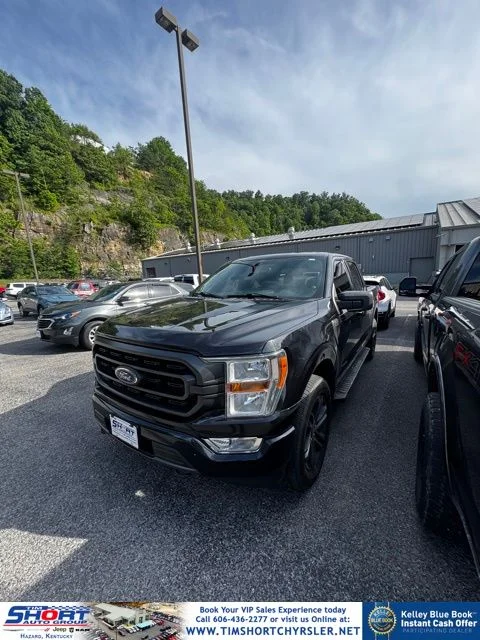 Used 2021 Black Ford XLT image 1