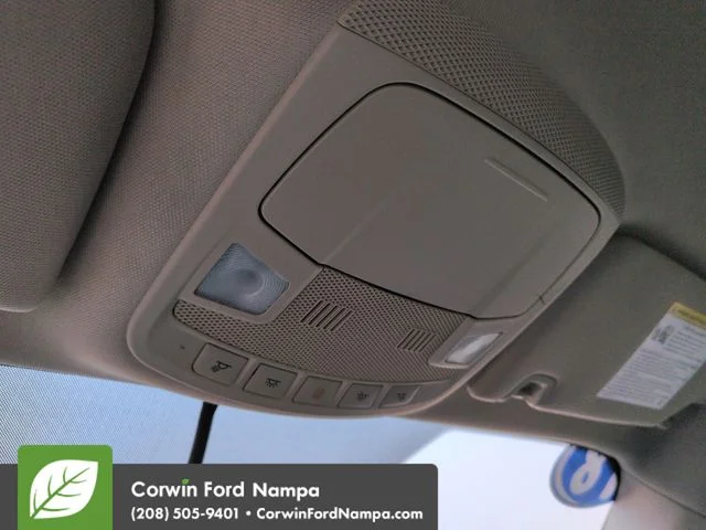 Used 2018 Magnetic Metallic Ford  image 21