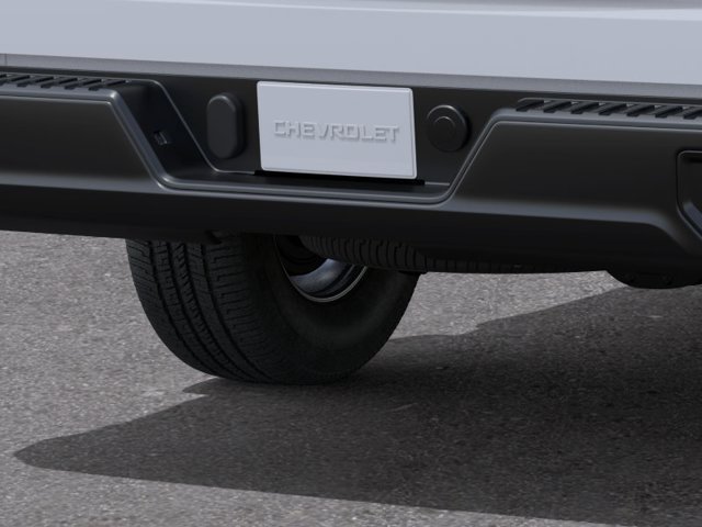 New 2026 Summit White Chevrolet WT image 14