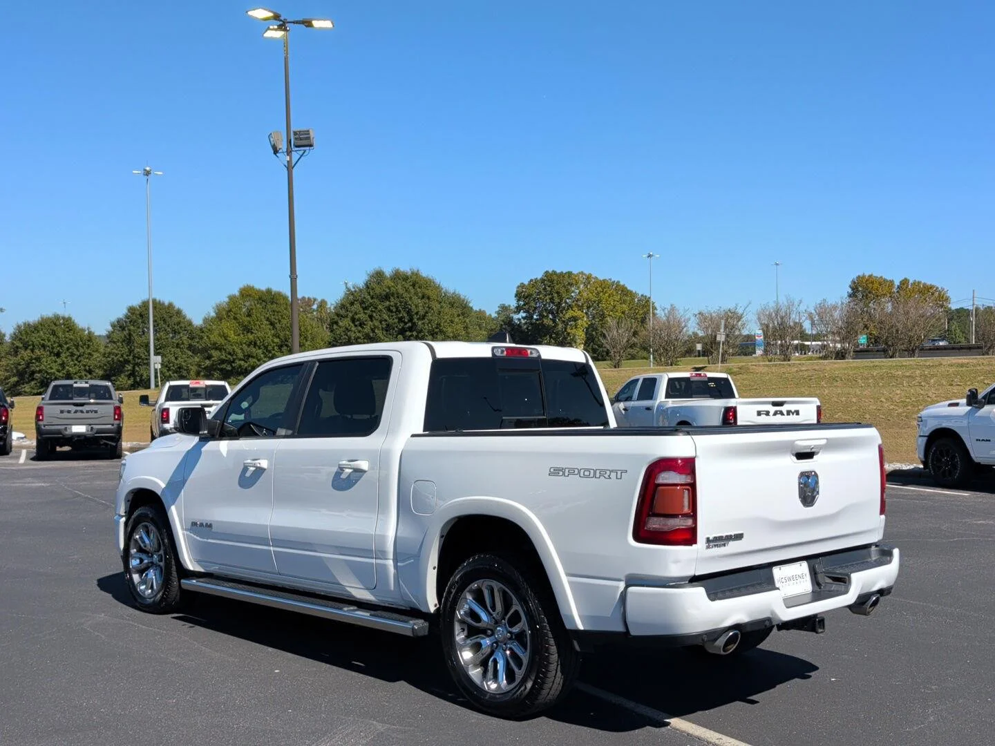 Used 2022 White Ram Laramie image 3