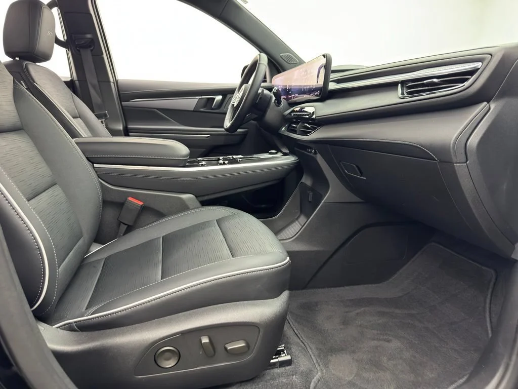 Used 2025 Ebony Twilight Metallic Buick Sport Touring image 36