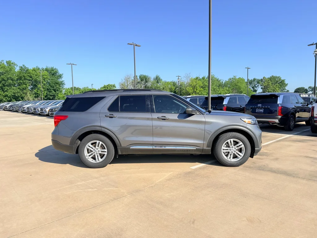 Used 2024 Carbonized Gray Metallic Ford XLT image 5