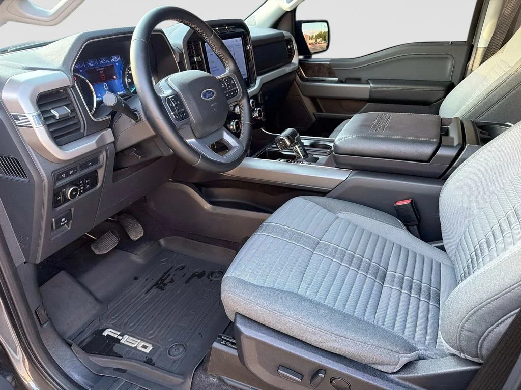 Used 2023 Blue Ford XLT image 22