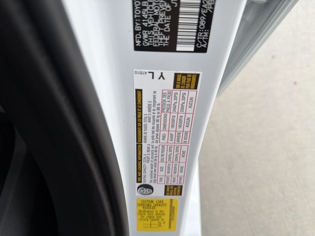 2025 Toyota Prius Limited - Photo 35