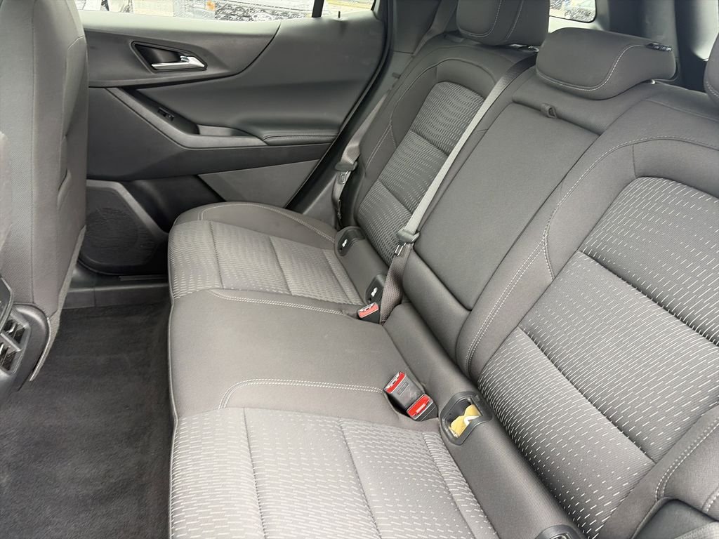 Used 2025 White Chevrolet LT image 30