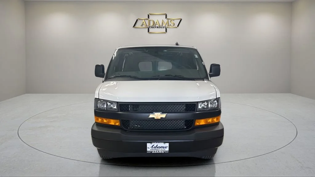 2025 Chevrolet Express Cargo Work Van - Photo 5
