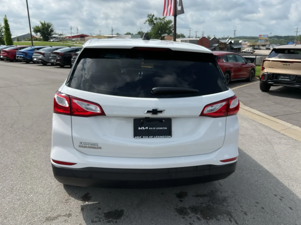 Used 2021 Summit White Chevrolet LS image 8