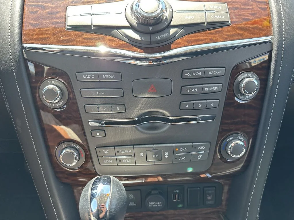 Used 2020 Silver Nissan SV image 24