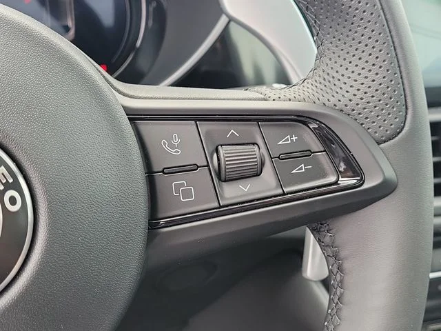 New 2026 Gray Alfa Romeo Base image 30