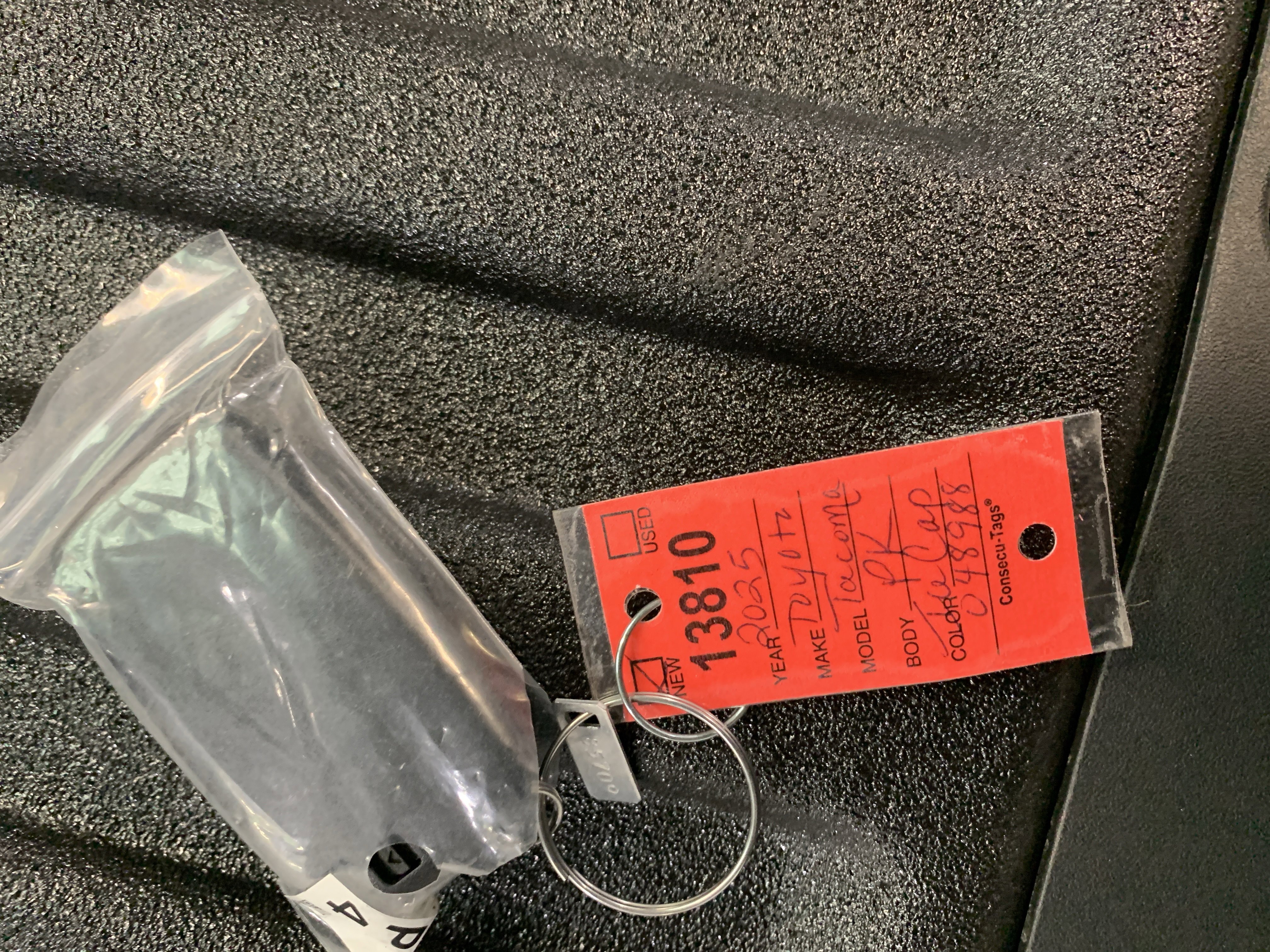 2025 Toyota Tacoma TRD Pro - Photo 20