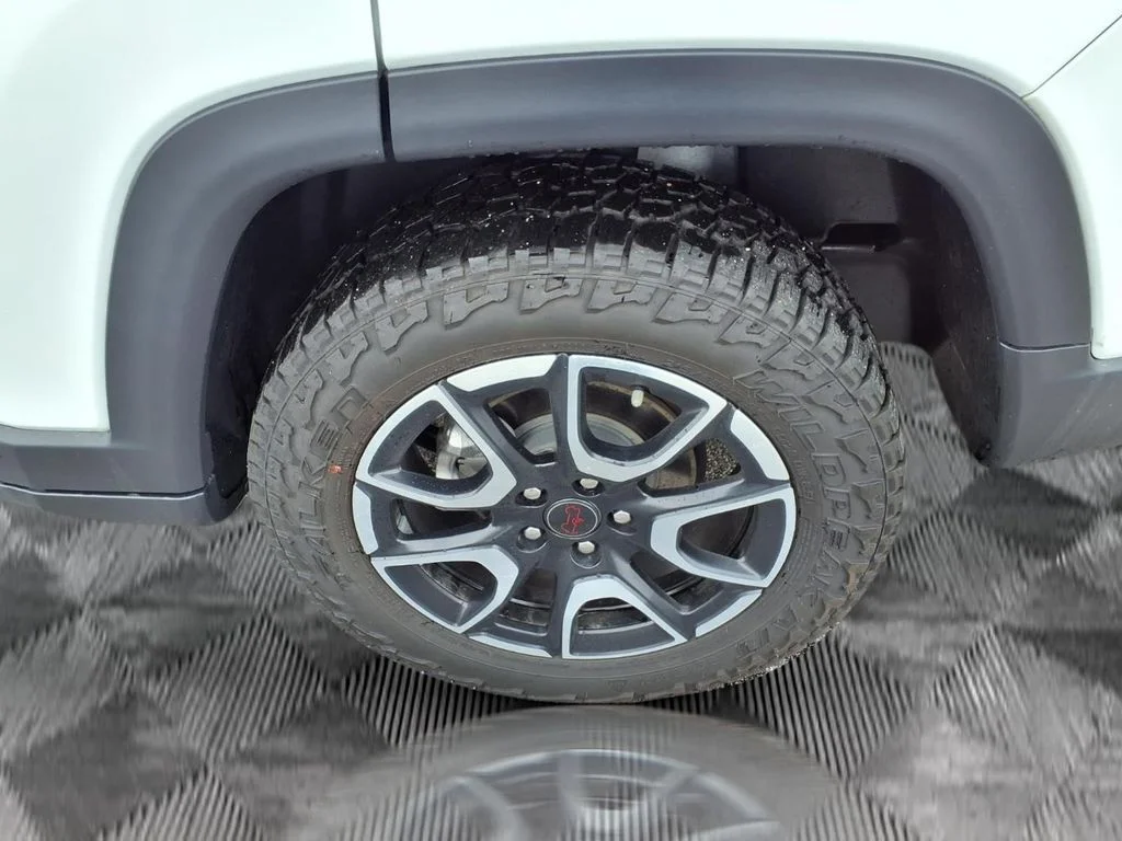 2025 Jeep Compass Trailhawk - Photo 24