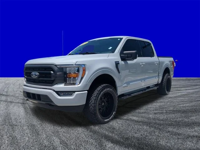 Certified Used 2023 Avalanche Ford XLT image 8