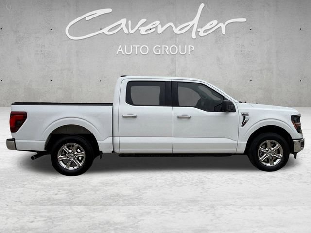 Used 2024 White Ford XLT image 17