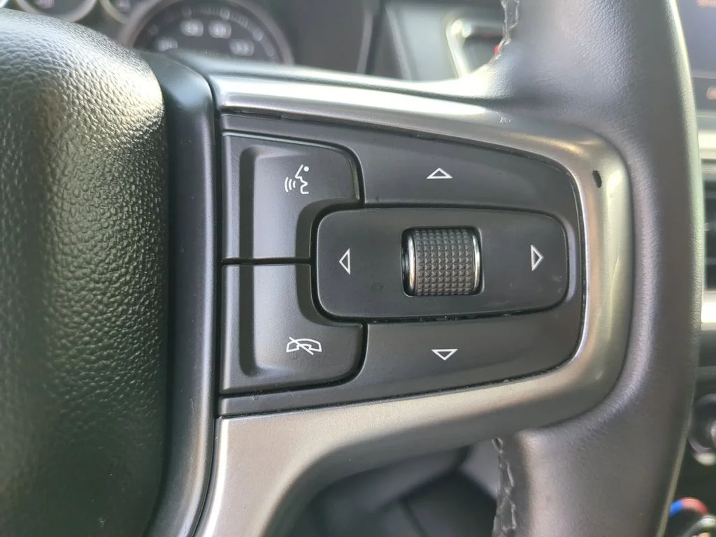 Used 2023 Gray Chevrolet LS image 25
