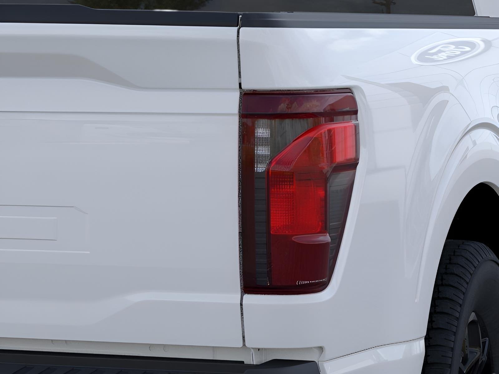 New 2026 Oxford White Ford XLT image 21