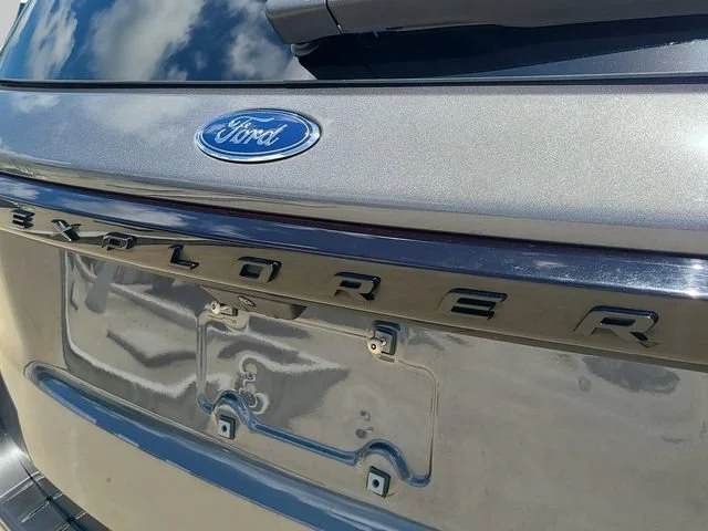 Used 2025 Gray Ford ST-Line image 5