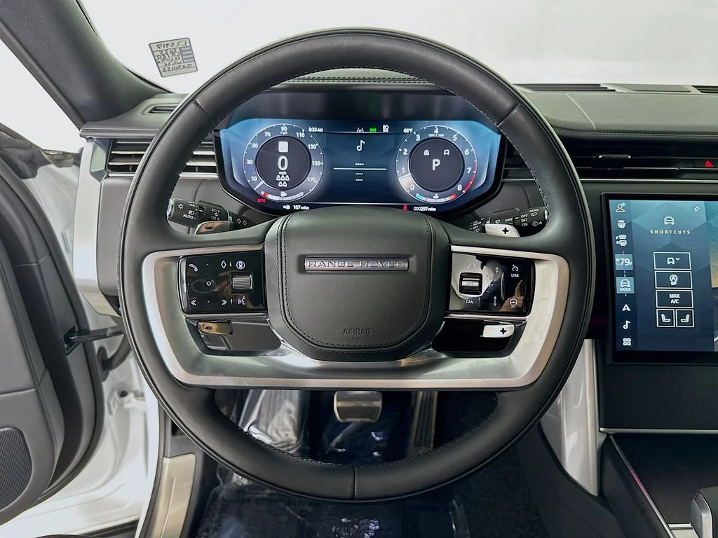 Certified Used 2025 Fuji White Land Rover SE image 12