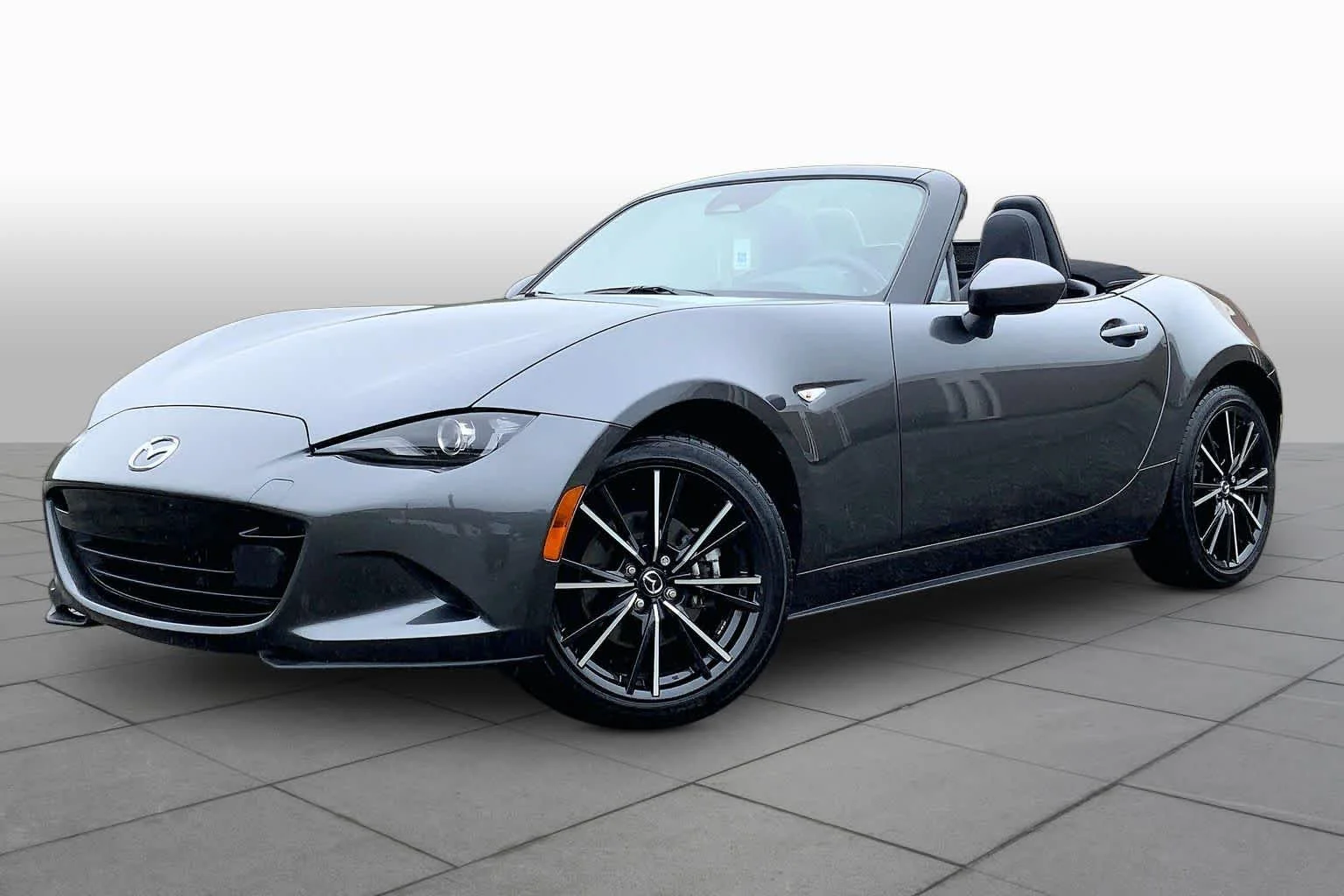 2024 Mazda MX-5 Miata Grand Touring Auto's photo