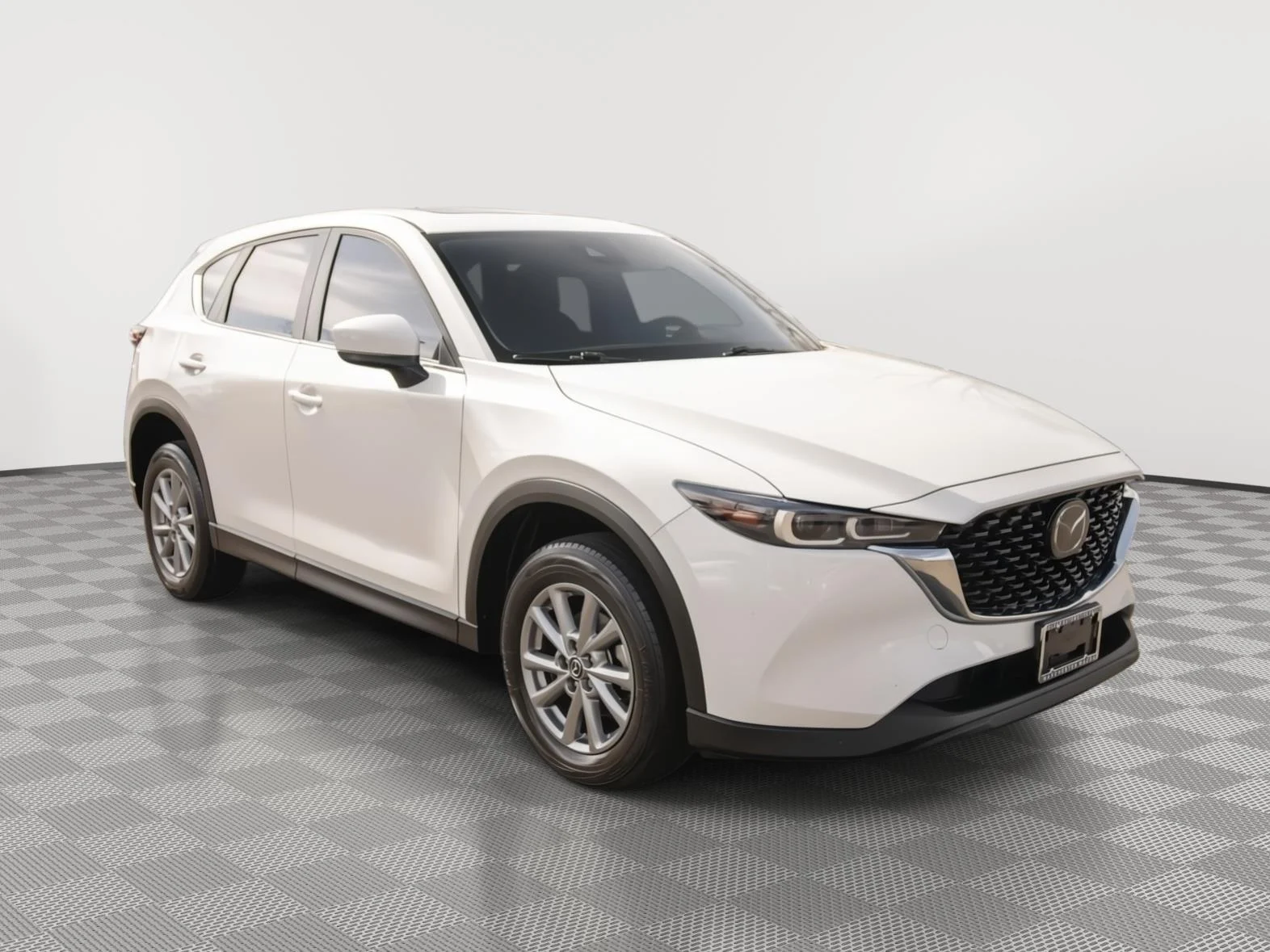 2023 Mazda CX-5 S Preferred package Auto AWD's photo
