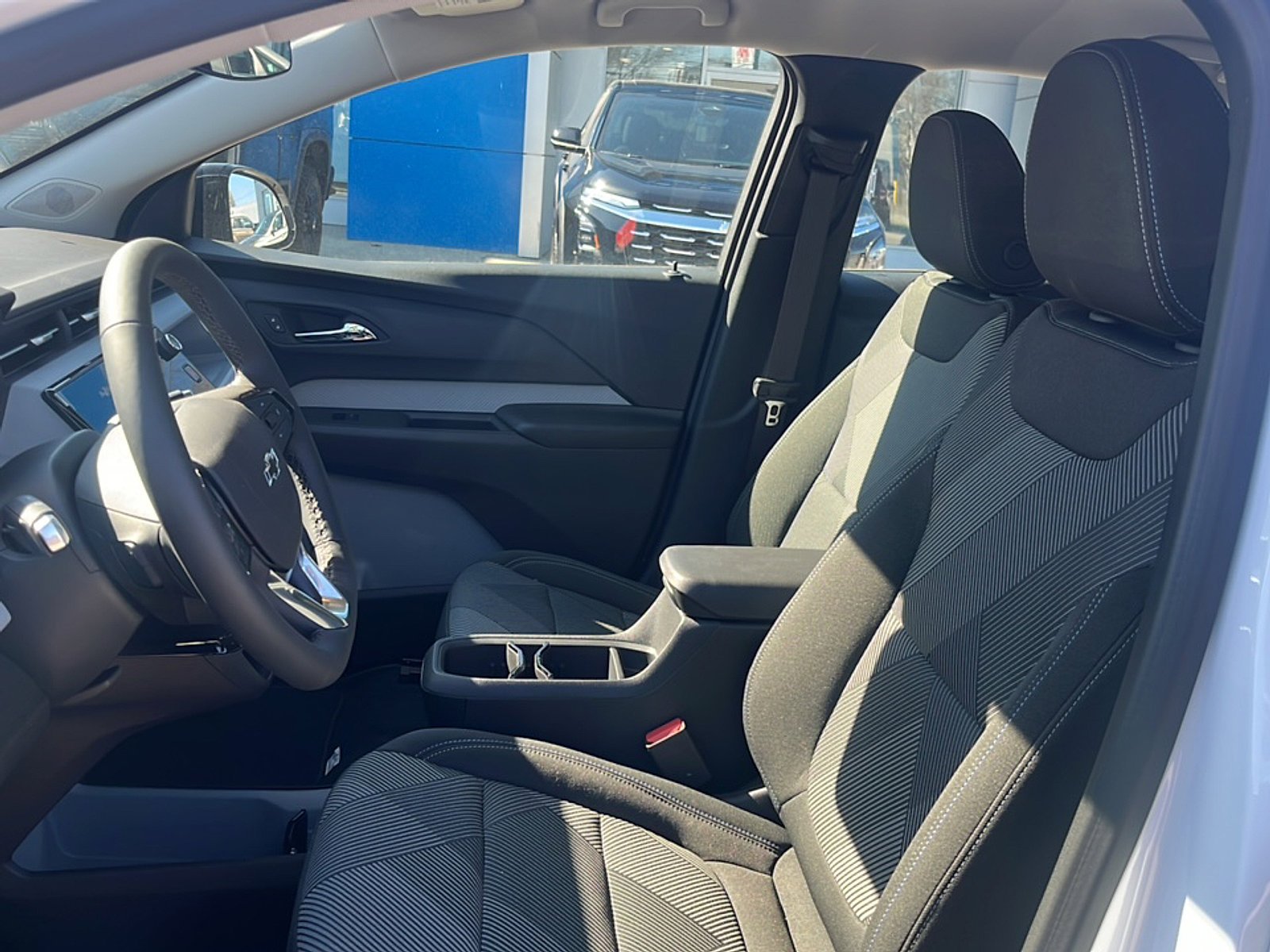 New 2027 Summit White Chevrolet LT image 12