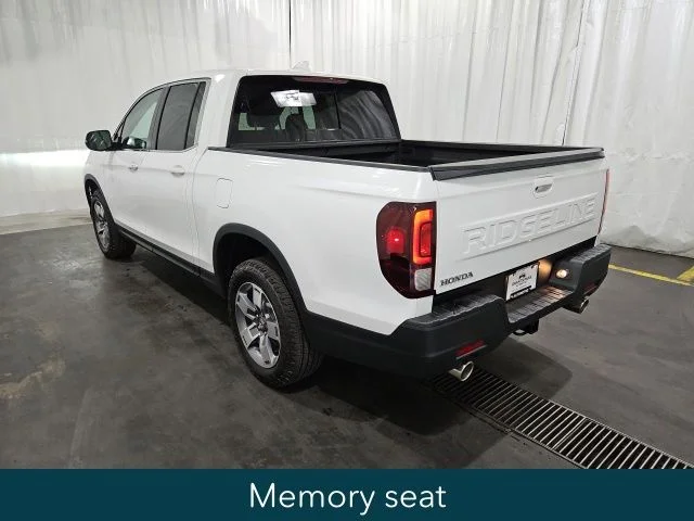 New 2026 Platinum White Pearl Honda RTL image 6