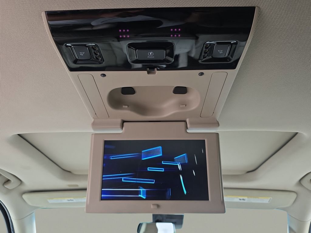 Used 2020 Crystal White Tricoat Cadillac Luxury image 34