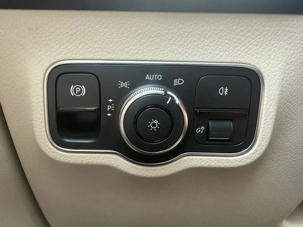 Used 2023 Black Mercedes-Benz 300 image 29