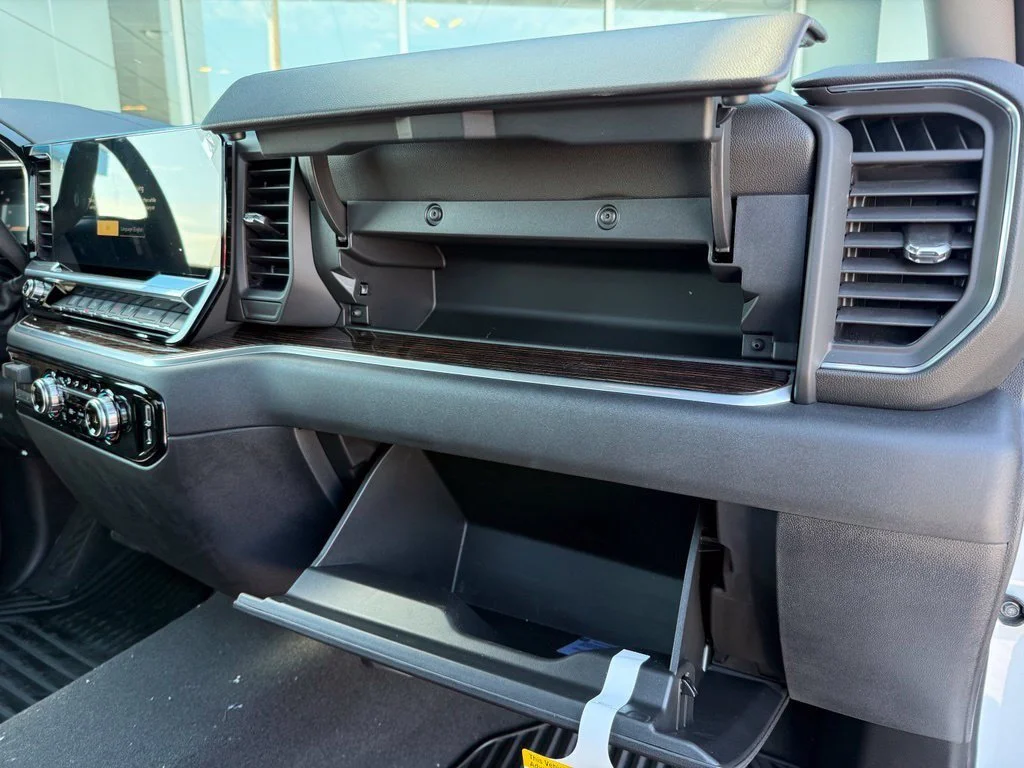 New 2026 Summit White GMC SLE DRW image 16