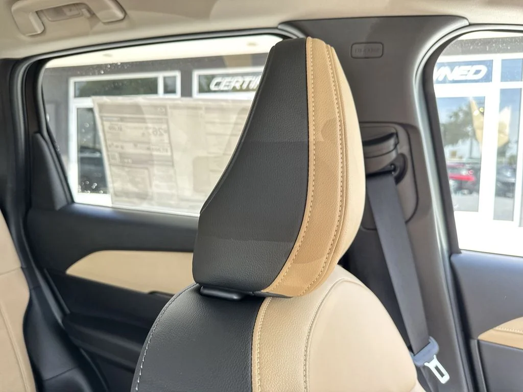 New 2026 White Metallic Mazda 2.5 S Premium AWD image 20