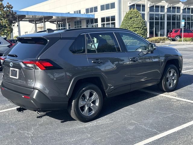 Used 2022 Magnetic Gray Metallic Toyota XLE image 4