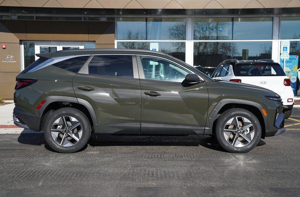 New 2026 Rockwood Green Hyundai SEL image 3