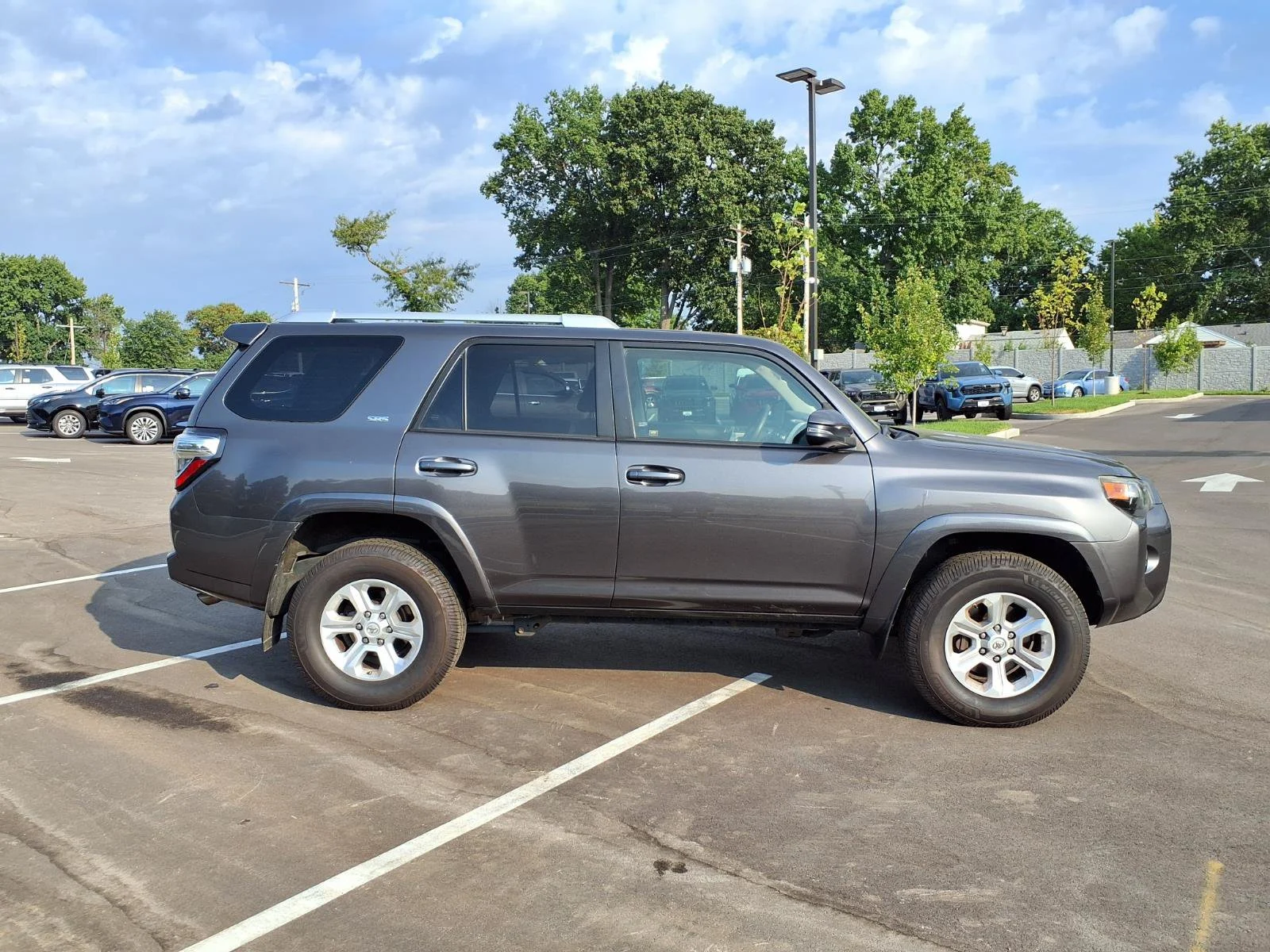 Used 2018 Magnetic Gray Metallic Toyota SR5 Premium image 2