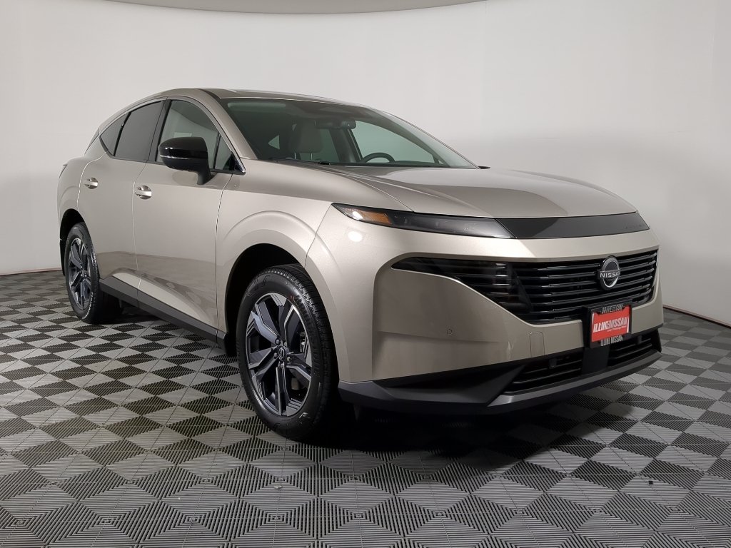 New 2026 Champagne Silver Metallic Nissan SL image 3