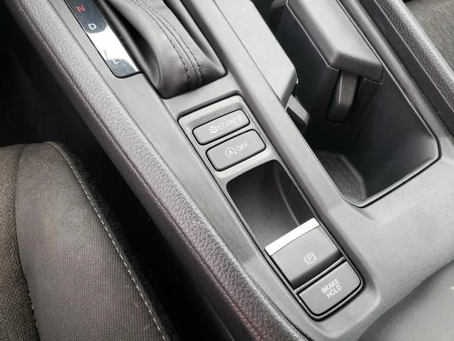 Used 2025 Gray Honda SE image 23