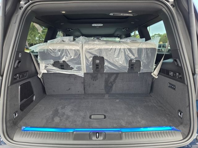 New 2026 Fathom Blue Pearlcoat Jeep Summit Obsidian image 9