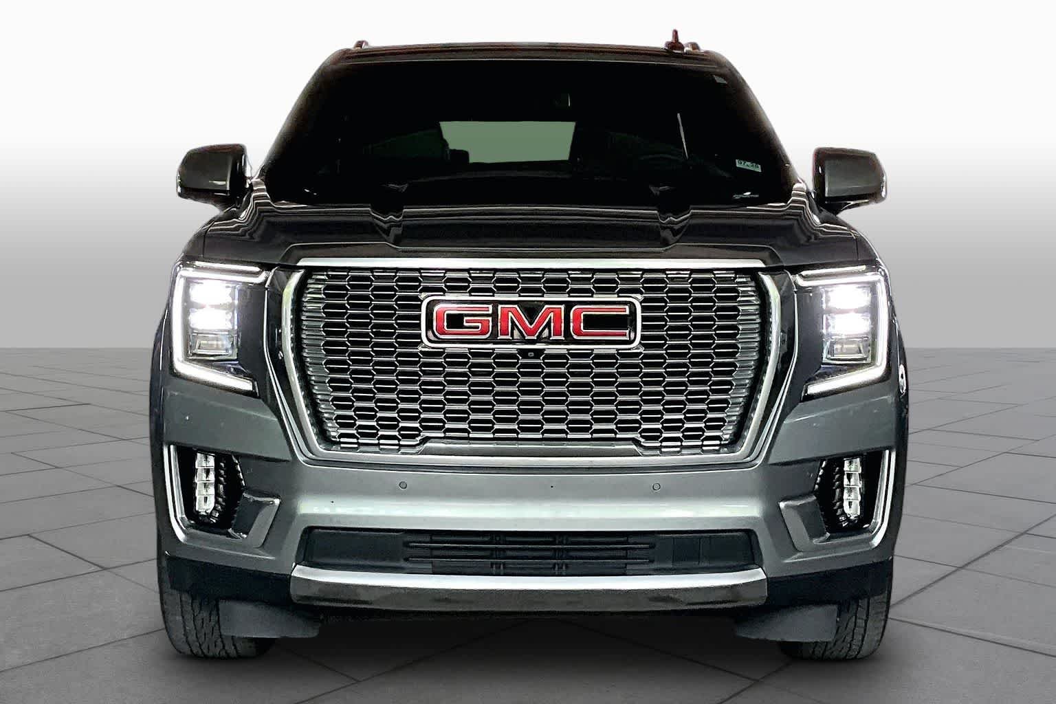 Used 2023 Sterling Metallic GMC Denali image 3