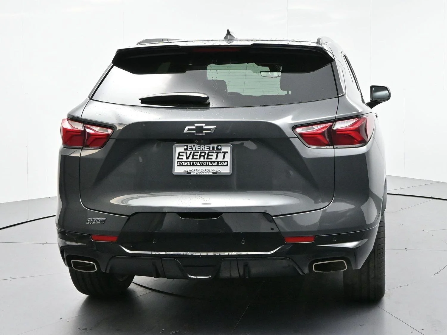 Used 2020 NIGHTFALL GRAY METALLIC Chevrolet RS image 6