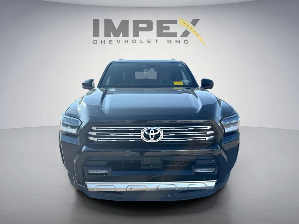 Used 2025  Toyota SR5 image 8