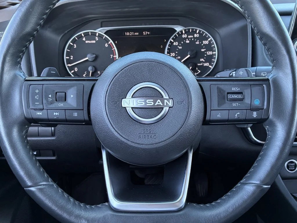 Used 2023 Silver Nissan SV image 35