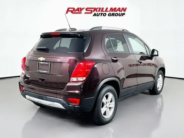 Used 2021 Red Chevrolet LT image 7