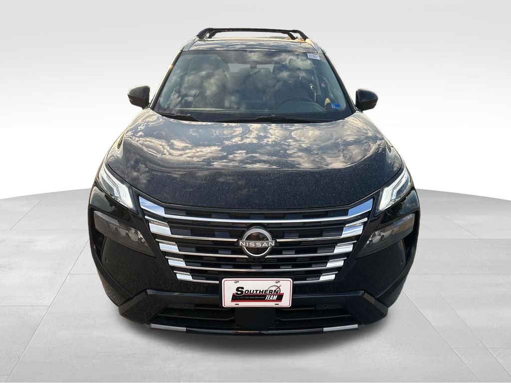 New 2026 Black Nissan Platinum image 9