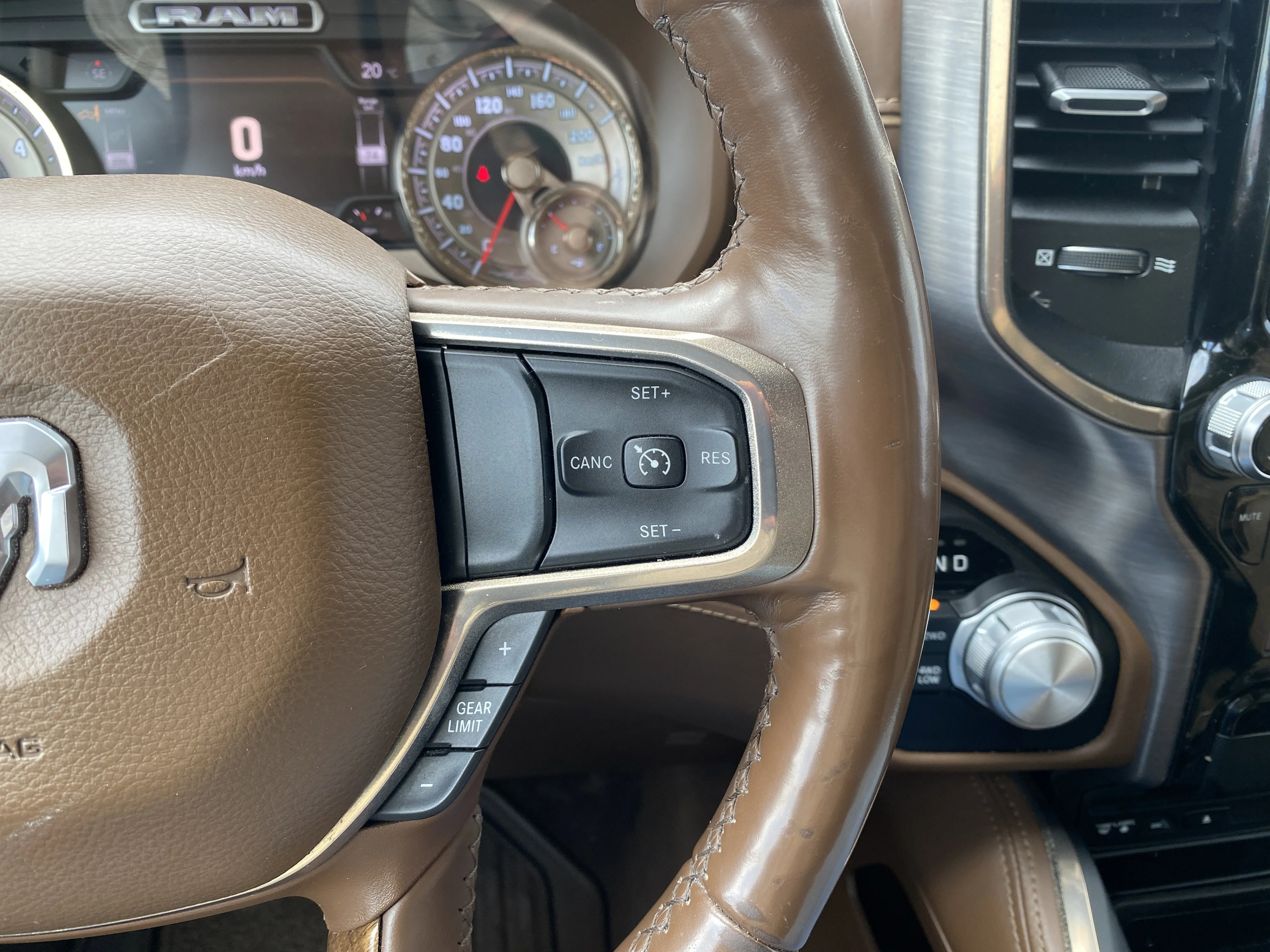 Certified Used 2019 Black Ram Laramie Longhorn * LIFTED * AIR RIDE DELETE * PANORAMIC SUNROOF * image 14