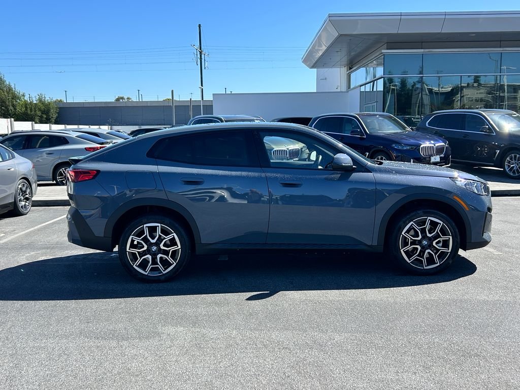 Used 2026 Storm Bay Metallic BMW xDrive28i image 6