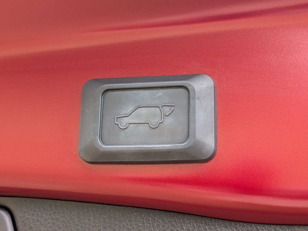 Used 2021 Red Toyota XLE Premium image 14