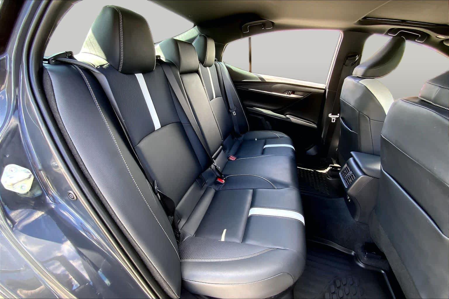 Used 2025 Underground Toyota SE image 18