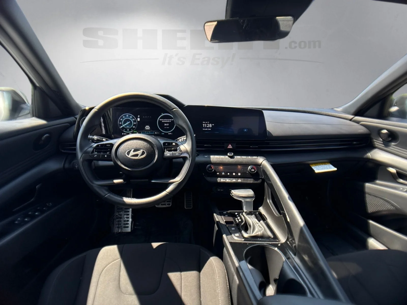 Used 2025 White Hyundai SEL Sport image 3