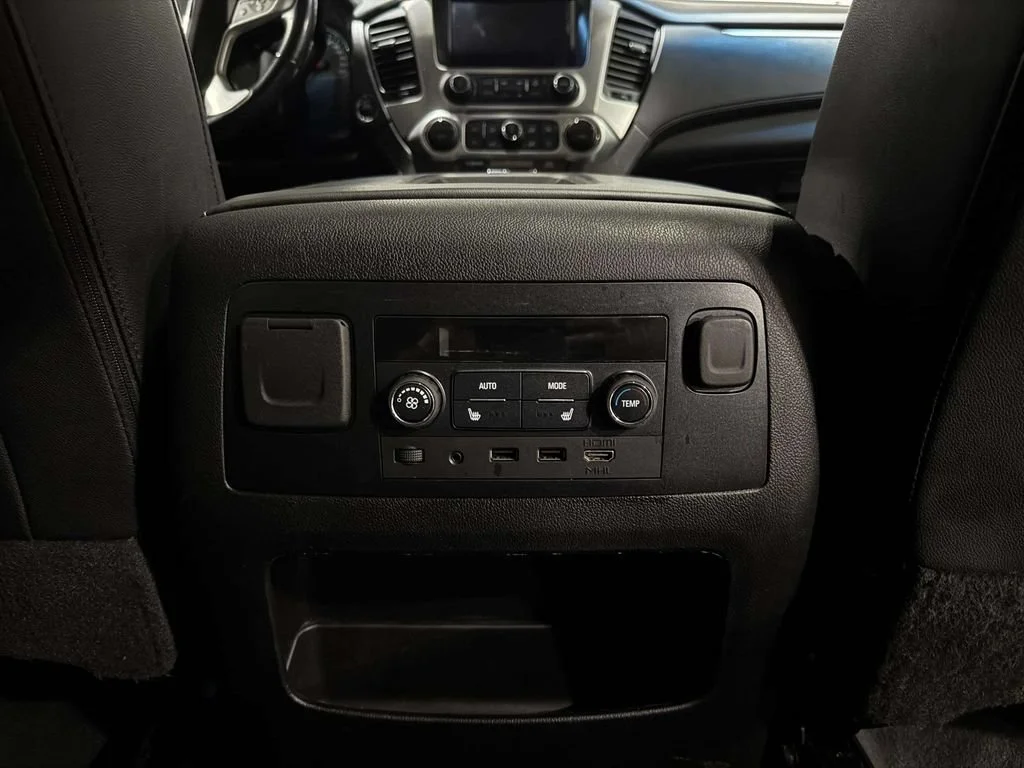 Used 2019 QUICKSILVER METALLIC GMC SLT image 22